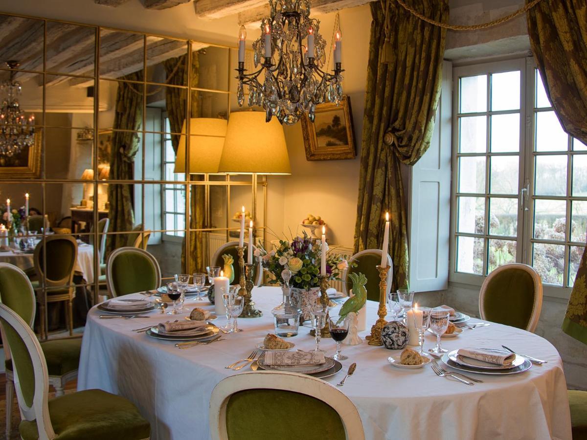 Bed and Breakfast Le Manoir De Maucartier Monnaie Esterno foto
