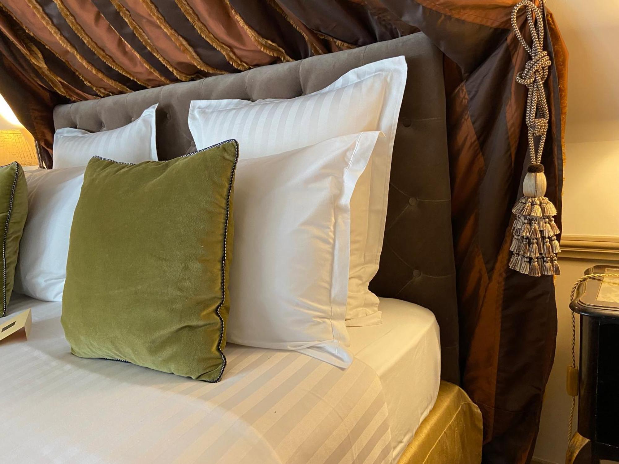 Bed and Breakfast Le Manoir De Maucartier Monnaie Esterno foto