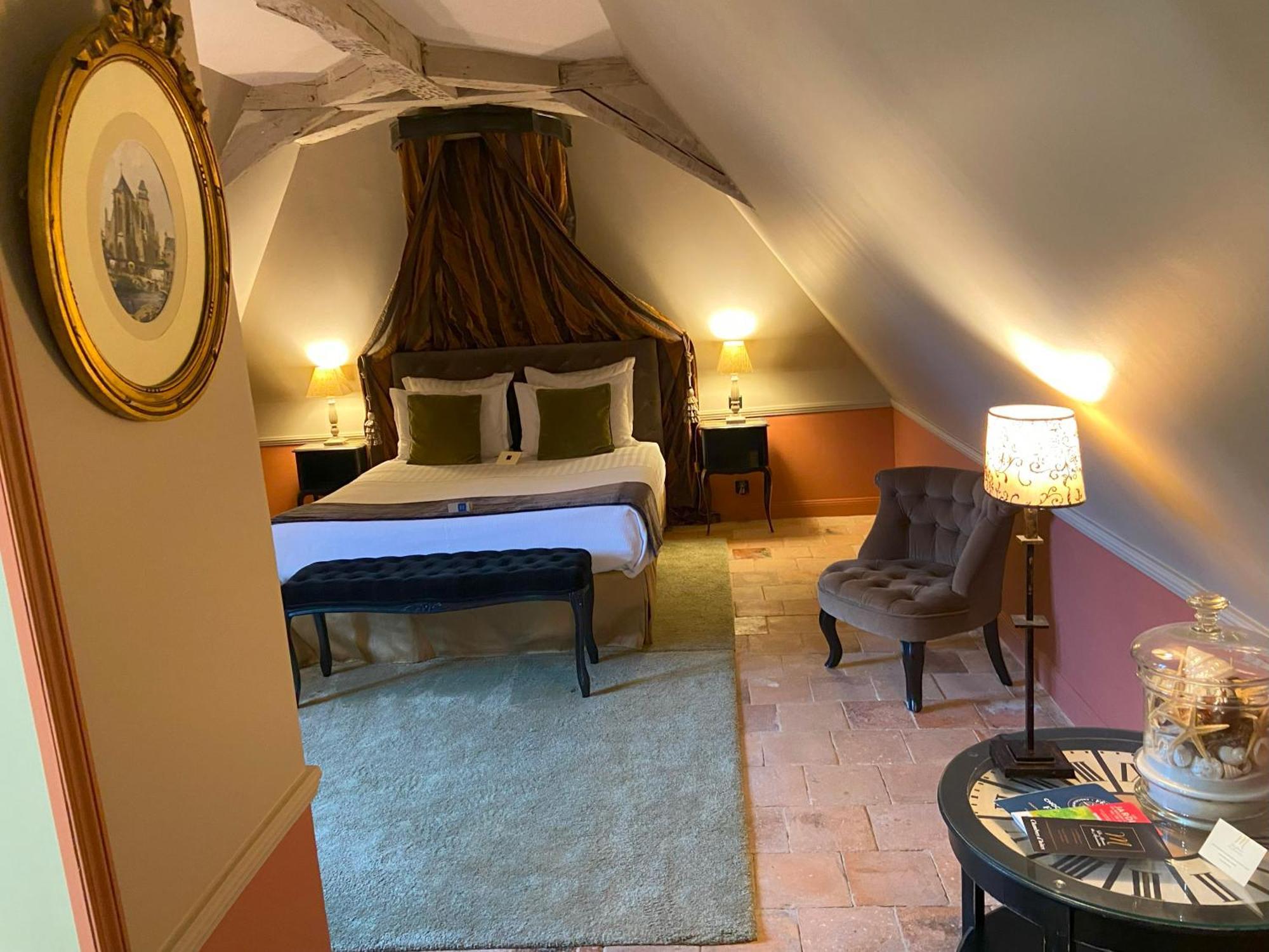 Bed and Breakfast Le Manoir De Maucartier Monnaie Esterno foto
